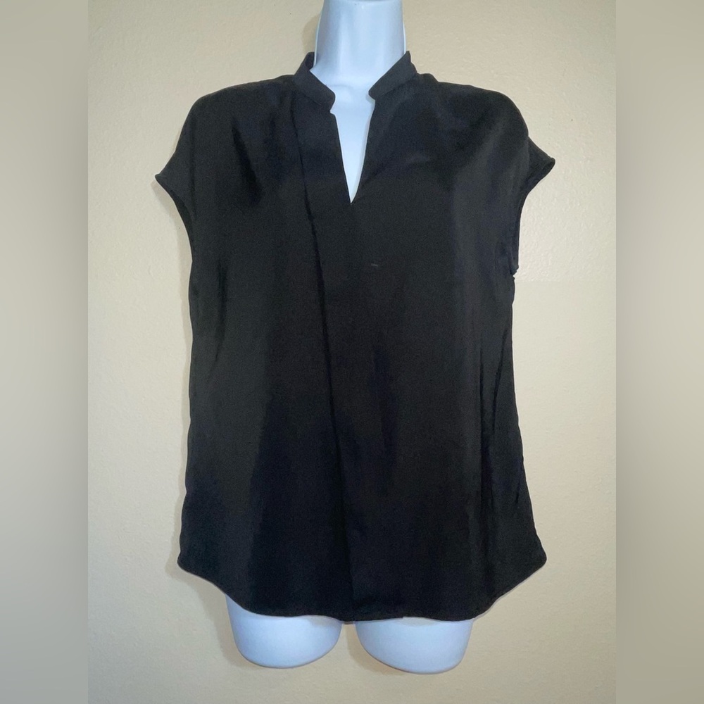 MOTF Split Neck Black Sleeveless Blouse